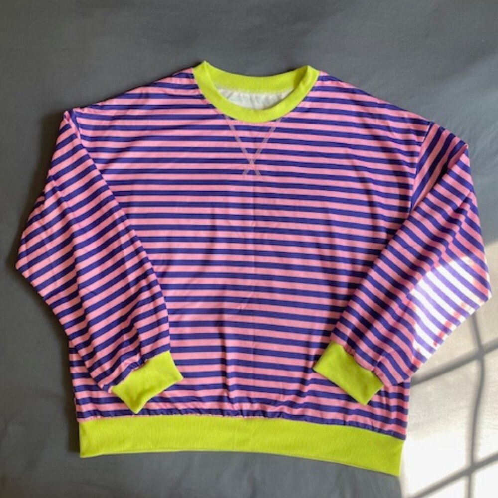 Womens Striped Oversized Sweatshirt - Picture 4 of 5